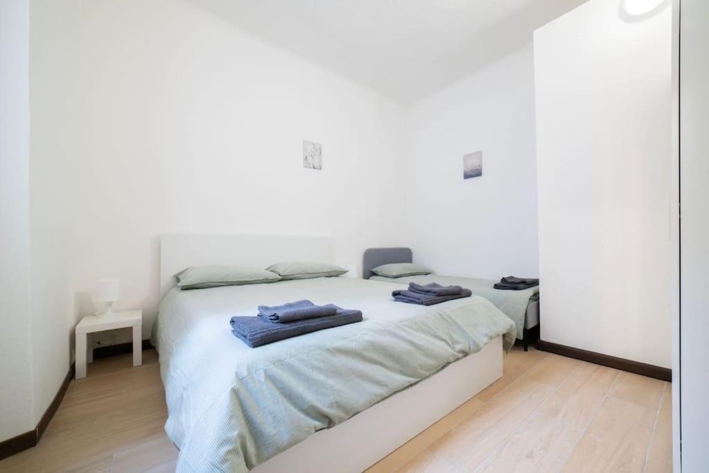 Apartment 4 Stops From The City Center Milano Eksteriør billede